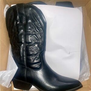 Black cowboy boots brand new size 6.5